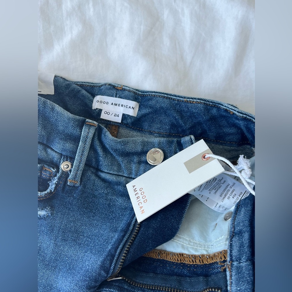 Good American Ripped Jeans - Picture 3 of 6